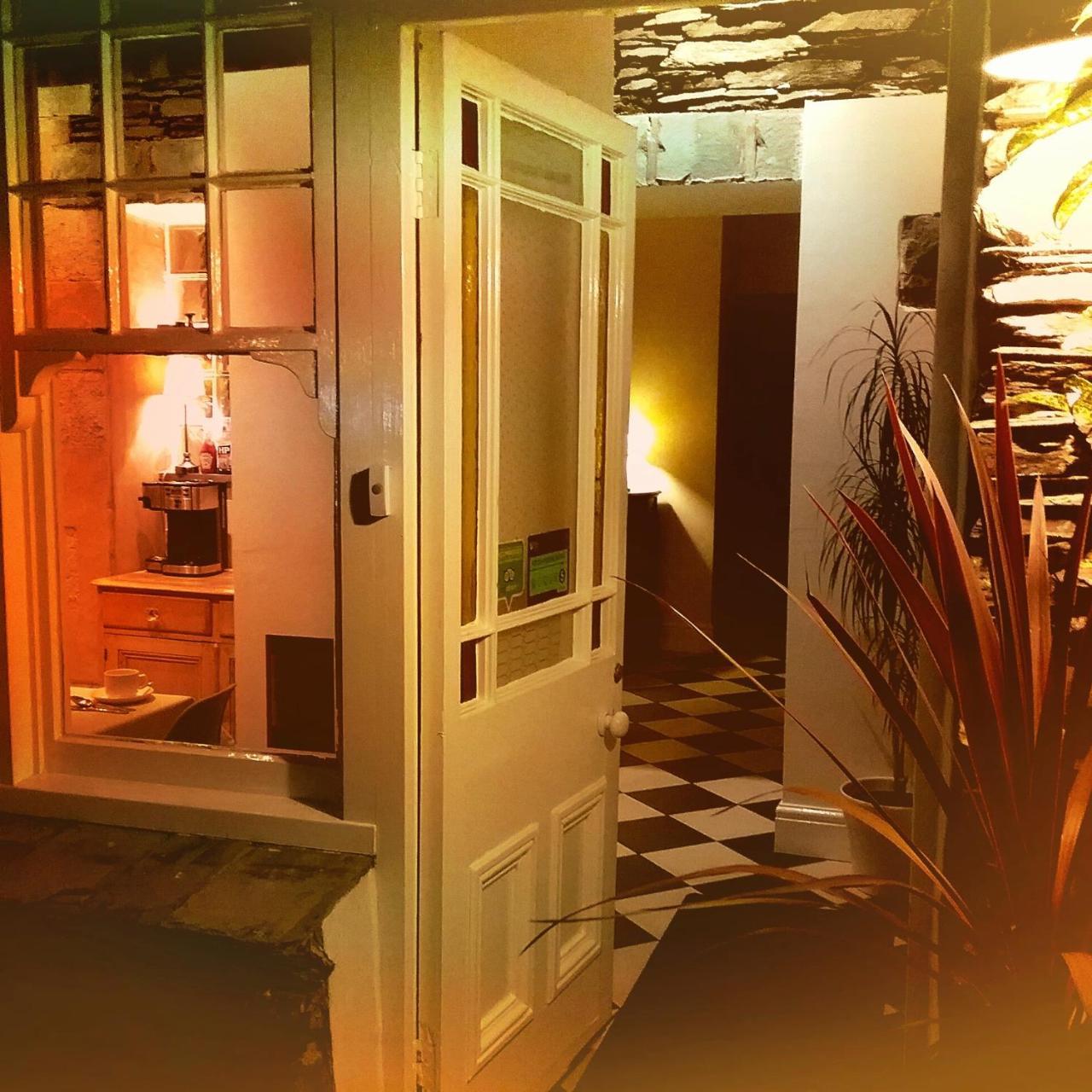 The Coach House Hotel Уиндермер Екстериор снимка